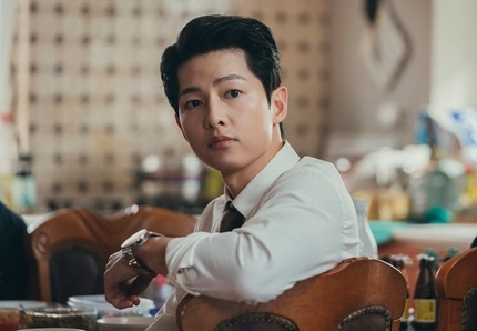 2 phim thất bại liên tiếp, Song Joong Ki mất phong độ?