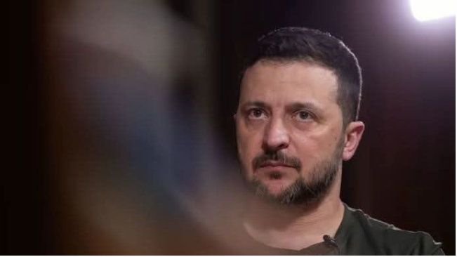 Nghị sĩ Ukraine nói về nơi ông Zelensky cất tiền không thể ngờ tới