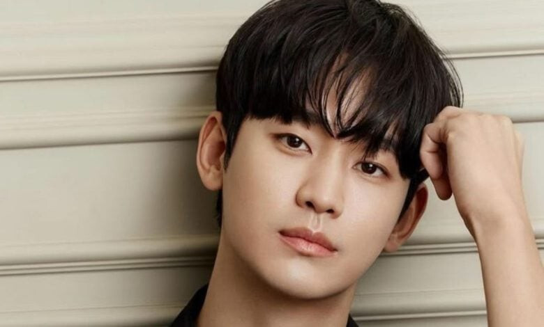 Người hâm mộ quốc tế 'tẩy chay', gỡ bỏ hình ảnh Kim Soo Hyun