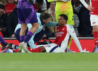 Arsenal mất loạt trụ cột trước đại chiến Real Madrid