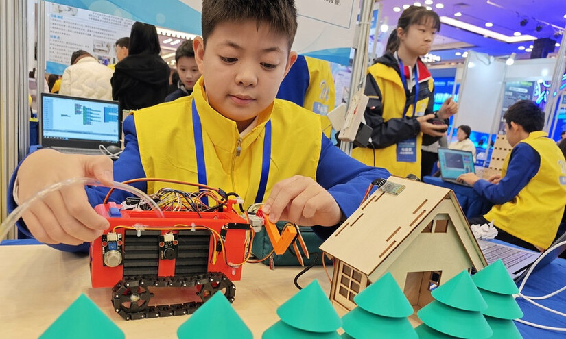 AI tái định hình giáo dục Trung Quốc
