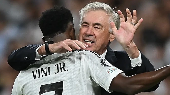 Đại gia châu Á muốn chiêu mộ HLV Ancelotti và Vinicius