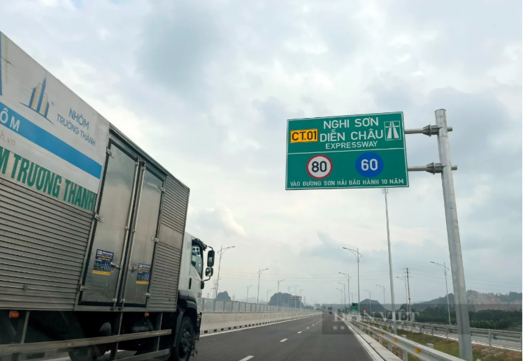 Nóng: Bộ Xây dựng "chốt" phương án thu phí 5 tuyến cao tốc, thời gian 7 năm