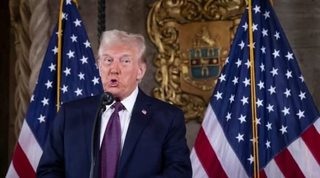 Ông Trump kêu gọi ngừng bắn vô điều kiện ở Ukraine, ông Zelensky tuyên bố sẵn sàng ngừng bắn ngay lập tức