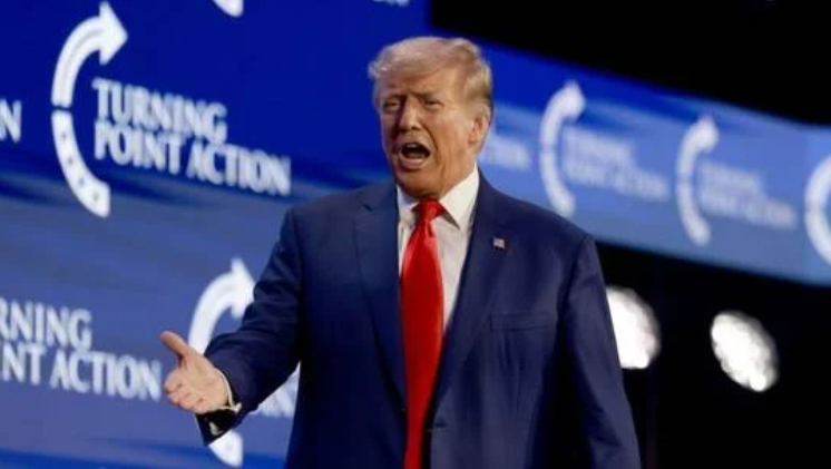 Cuộc chiến thuế quan: Ông Trump bất ngờ quay xe chê EU tệ hơn Trung Quốc
