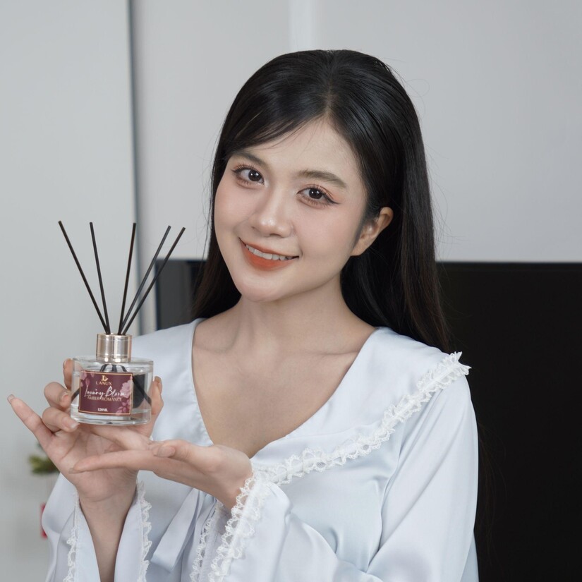 Lanux: Khi hương thơm trở thành liệu pháp cảm xúc trong cuộc sống hiện đại