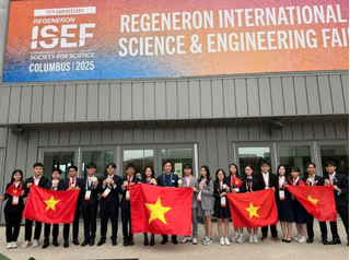 Học sinh Việt Nam ghi dấu ấn lịch sử tại Hội thi Khoa học kỹ thuật quốc tế 2025