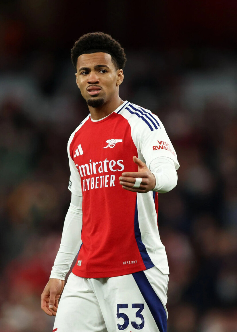 Thần đồng Nwaneri được trao số áo mới đặc biệt tại Arsenal
