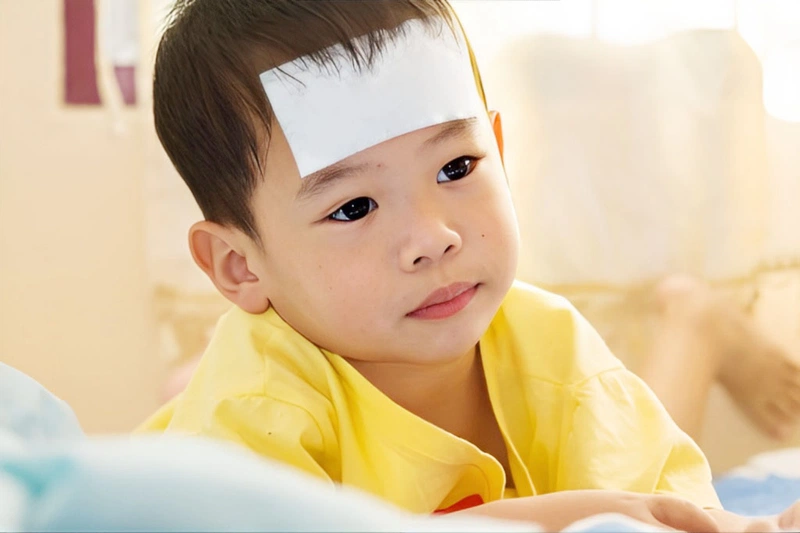 Miếng dán hạ sốt – Dán ở đâu để đạt hiệu quả cao?
