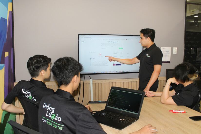 Sinh viên Việt Nam phát triển AI giúp nhận diện website lừa đảo