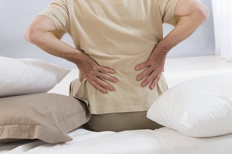 Cách giải quyết tình trạng đau lưng vào buổi sáng hiệu quả