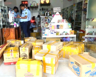 Phát hiện hơn 2.000 sản phẩm mỹ phẩm không rõ nguồn gốc ở Cà Mau