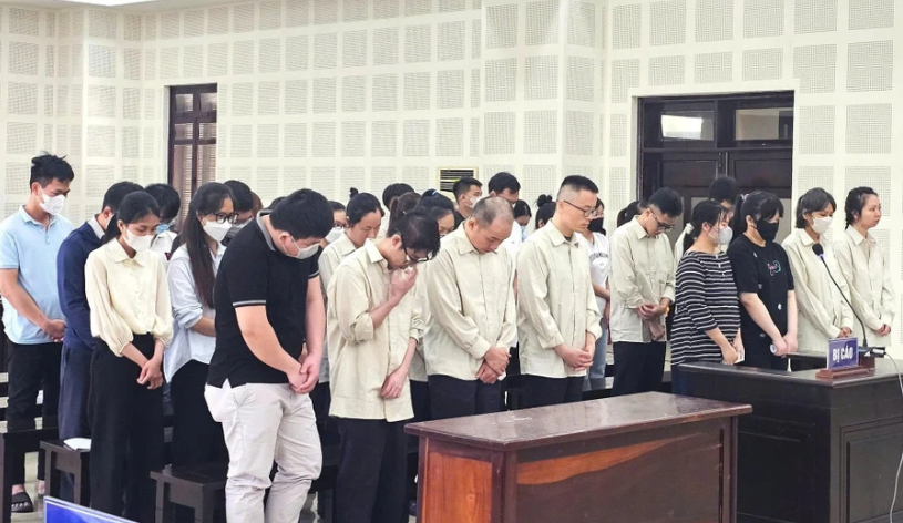 35 người trong đường dây cho vay lãi nặng qua app lĩnh án tù