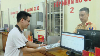 Hà Nội đẩy mạnh Đề án 06 về đăng ký, quản lý phương tiện giao thông