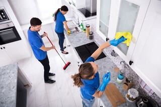 Dịch vụ tạp vụ vệ sinh giá bao nhiêu? ở đâu tốt?