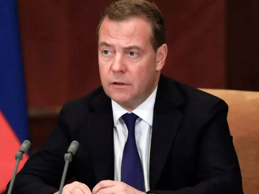 Ông Medvedev nêu phí hòa giải xung đột giữa ông Trump và Elon Musk