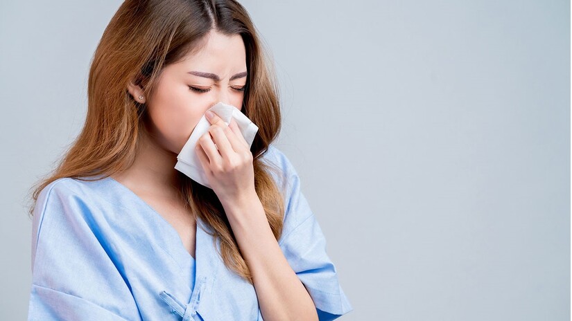 Giải đáp: Ngứa mũi hắt hơi liên tục là bệnh gì?