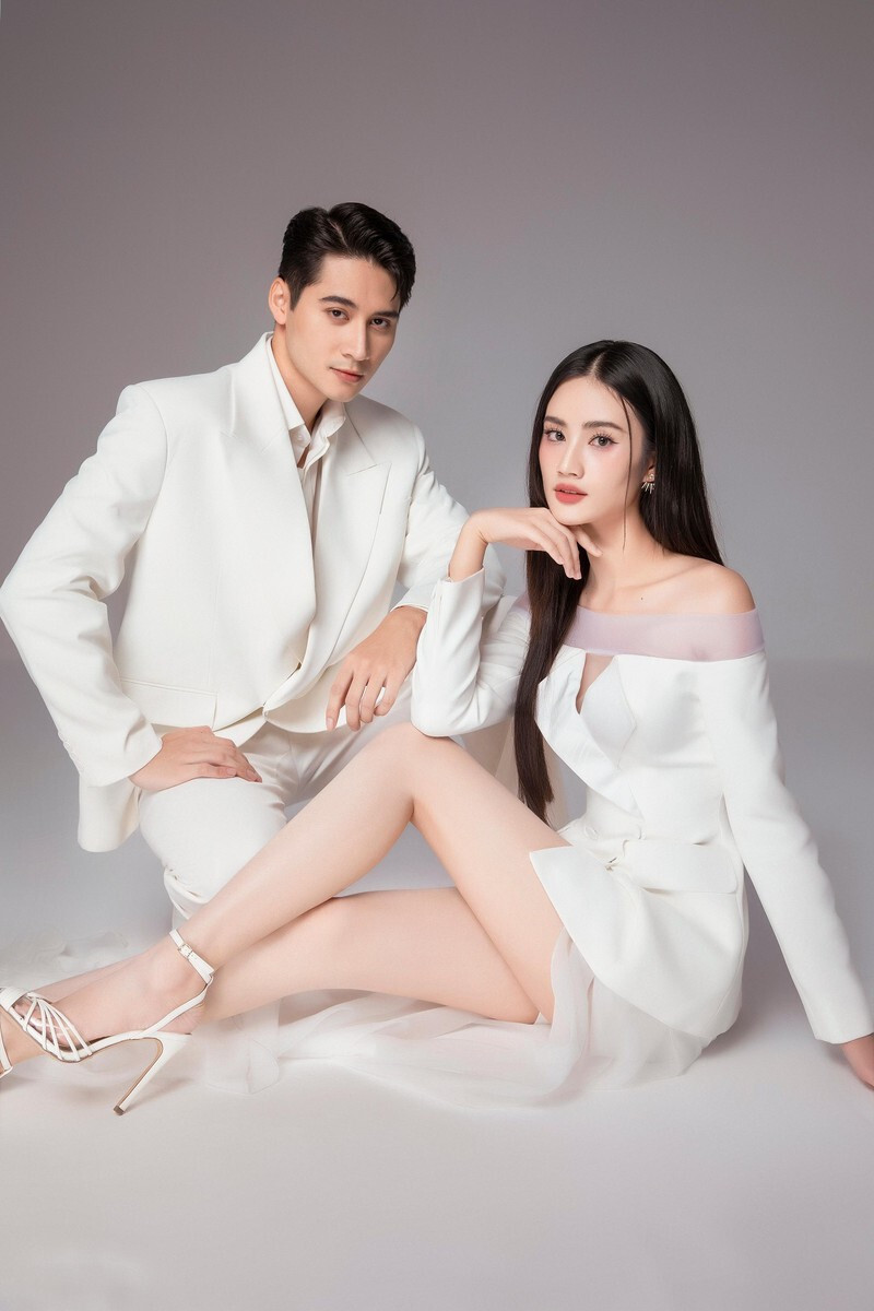 Hoa hậu Ý Nhi phản ứng bất ngờ trước tin đồn chia tay bạn trai