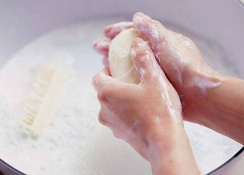 Trẻ bị muỗi đốt sưng đỏ: Hướng dẫn xử trí tại nhà