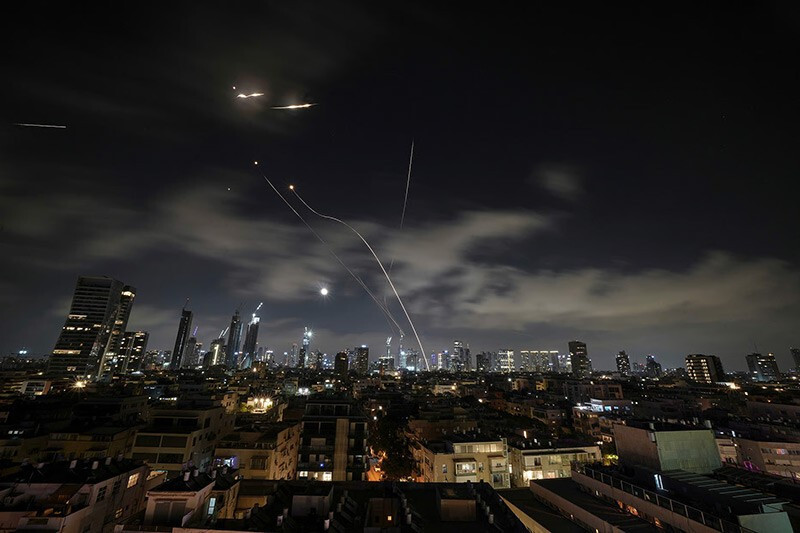 Xung đột Israel và Iran bùng nổ: Sao Moscow im lặng quan sát và chờ đợi? 