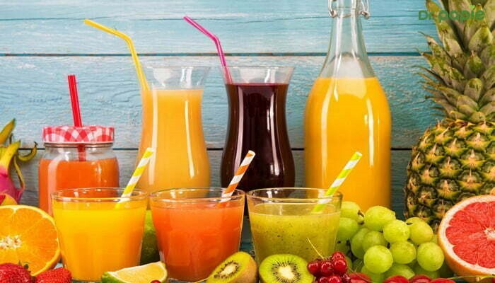 Bị sốt uống nước gì để giúp hạ sốt và bù nước cho cơ thể?
