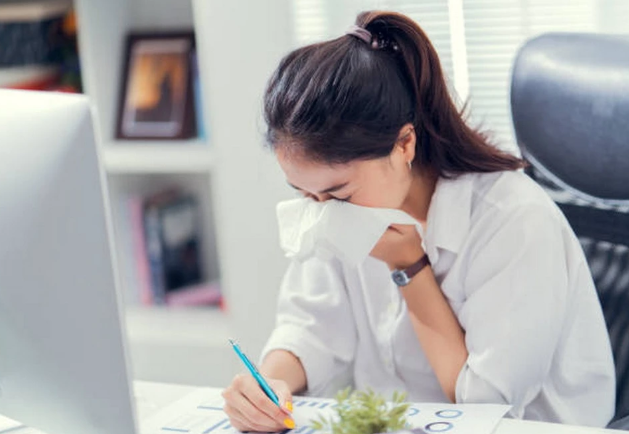 Bị cảm trong mùa nóng là do lạnh hay nóng?