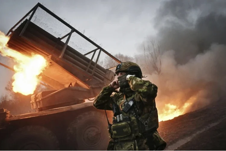 Ukraine tấn công mạnh vào Kursk, phóng viên Trung Quốc trúng đạn, Nga nổi giận tố Kiev 'bịt miệng truyền thông'