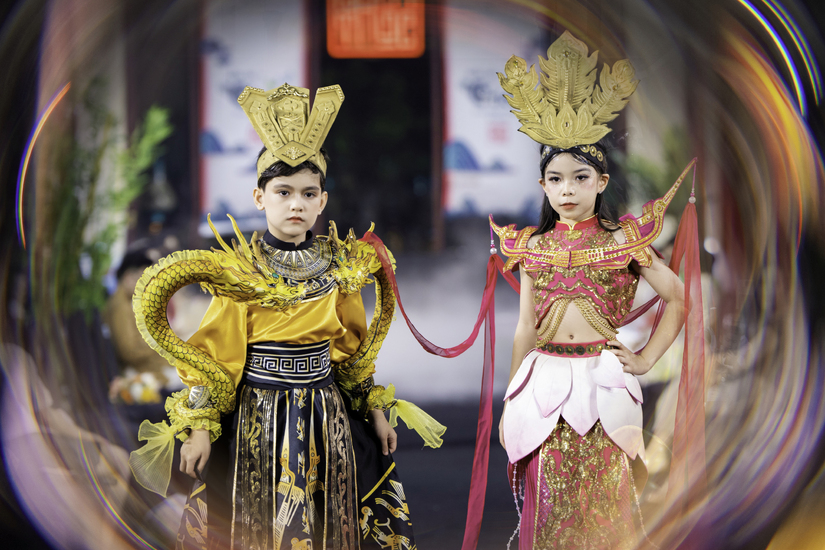 Show diễn thời trang “Bước ra từ cổ tích” chinh phục khán giả nhỏ tuổi