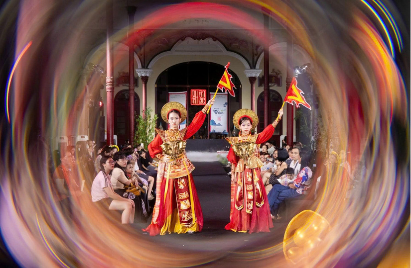 Show diễn thời trang “Bước ra từ cổ tích” chinh phục khán giả nhỏ tuổi
