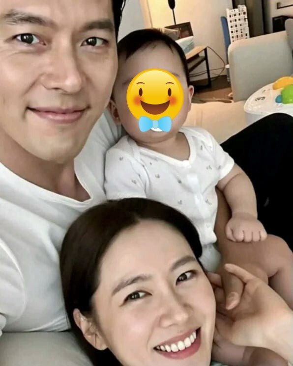 Son Ye Jin và Hyun Bin lên tiếng về bức ảnh lộ diện 'quý tử'