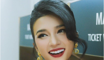 Hai mỹ nhân hàng đầu showbiz Việt làm mẹ đơn thân năm 21 tuổi, vẫn đẹp rực rỡ sau hàng chục năm