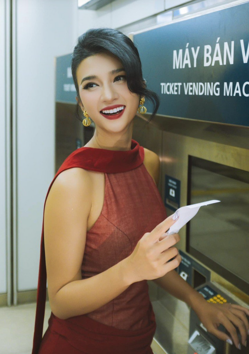 Hai mỹ nhân hàng đầu showbiz Việt làm mẹ đơn thân năm 21 tuổi, vẫn đẹp rực rỡ sau hàng chục năm