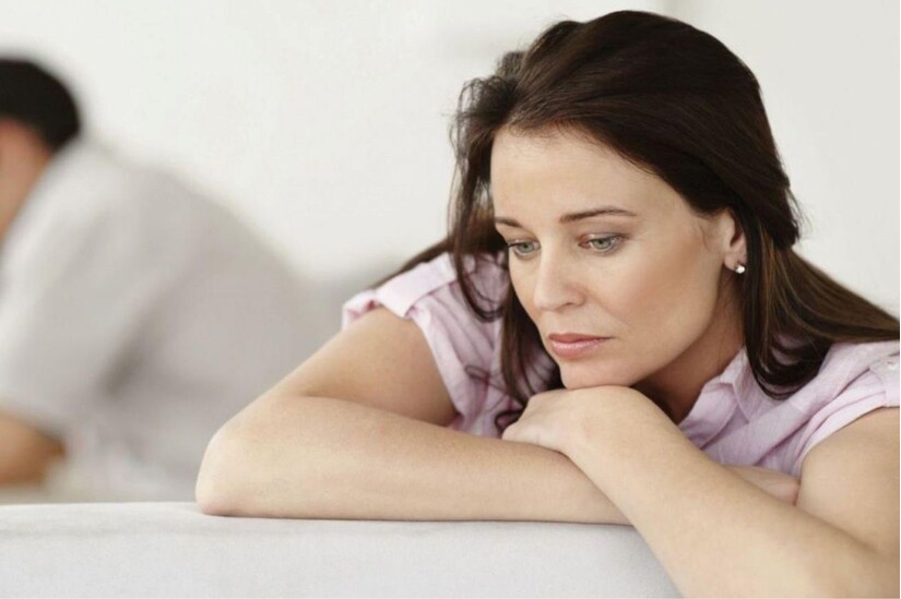 Khi nào cần bổ sung nội tiết tố nữ và nên bắt đầu từ đâu? 