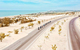 Top 5 cung đường biển đẹp nhất Việt Nam sau sáp nhập, dân mê 