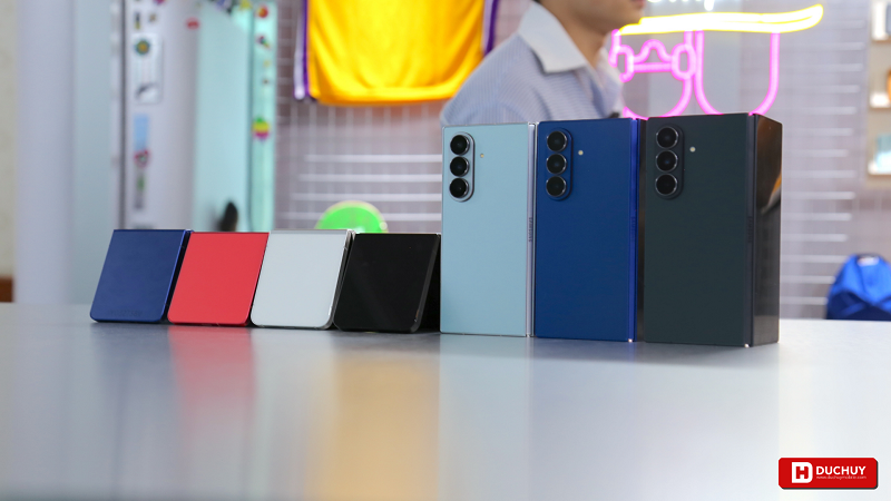 Galaxy Z Fold 7, Z Flip 7 tạo sức hút mạnh trên thị trường Việt Nam