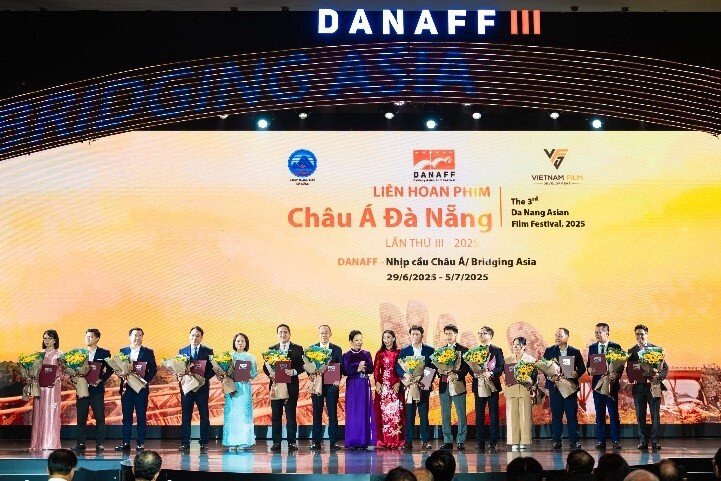 Vinamilk tiếp lửa đam mê, tôn vinh sáng tạo tại sự kiện Điện ảnh Châu Á