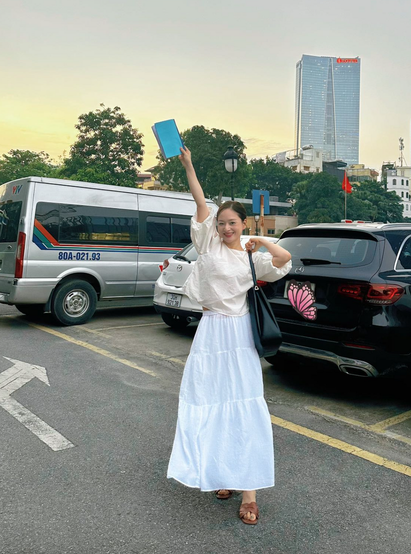 Lan Phương đang làm thủ tục ly hôn đơn phương với chồng Tây