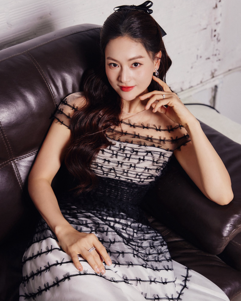 Lan Phương đang làm thủ tục ly hôn đơn phương với chồng Tây