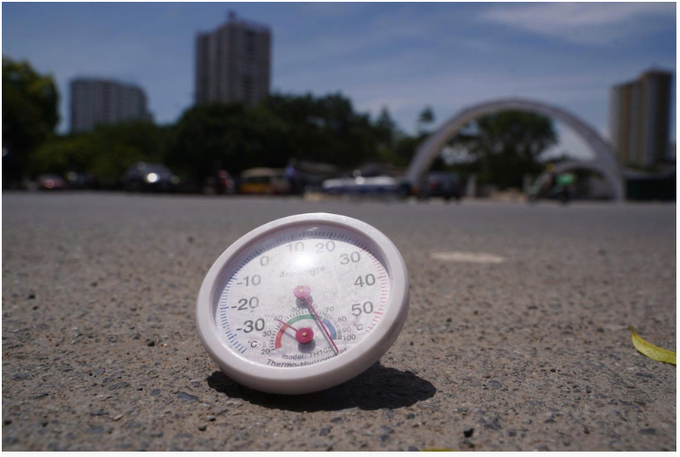 Nắng nóng cực điểm, bác sĩ cảnh báo về thông tin "thời tiết tăng 1°C, tăng 10% nguy cơ đột quỵ"