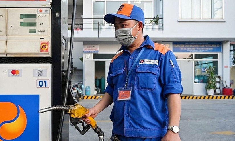 Dự báo, giá xăng có thể sẽ tăng từ 500 - 600 đồng/lít