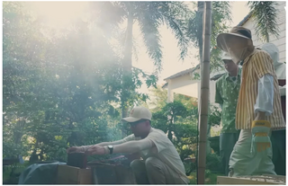 Gia đình Haha: Lần đầu trải nghiệm nghề nuôi ong, Jun Phạm gặp sự cố 