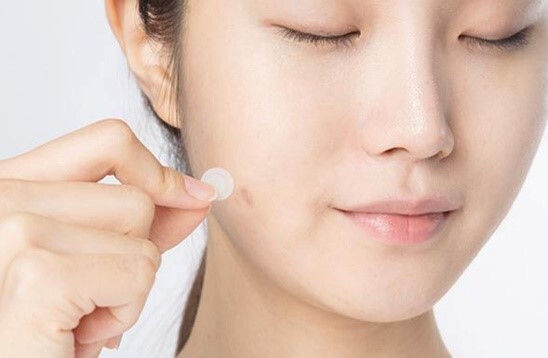 Trị mụn ẩn với các bước làm sạch da đúng cách, khoa học