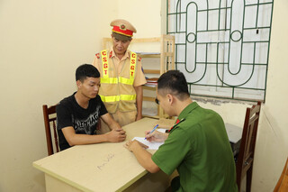 Bắt giữ đối tượng tàng trữ 7,1kg pháo hoa nổ