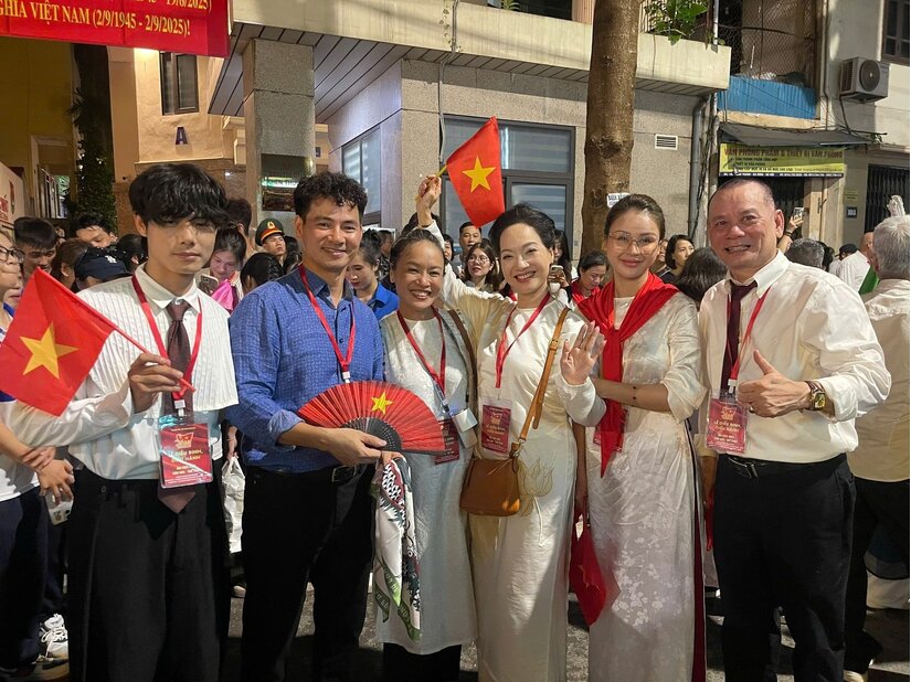 Cục trưởng, Nghệ sĩ Nhân dân Xuân Bắc nghẹn ngào không nói thành lời trước giờ hợp luyện