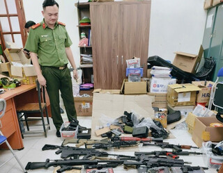 Công an Hà Nội bắt giữ người rao bán súng bắn đạn bi trên YouTube