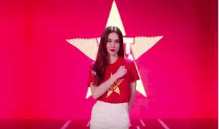 Hồ Ngọc Hà xin lỗi khán giả sau bài viết gây tranh cãi dịp Đại lễ A80