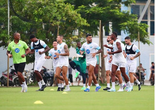 CLB Thép Xanh Nam Định sử dụng đội hình siêu mạnh đấu tuyển Việt Nam?