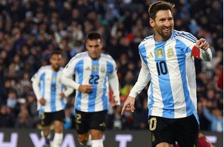 Giúp Argentina ‘hạ đẹp’ Venezuela, Messi đạt cột mốc ấn tượng
