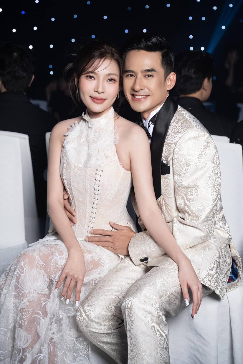 Diễn viên Lương Thế Thành lên tiếng về tin ly hôn Thúy Diễm vì "cảnh nóng" của vợ