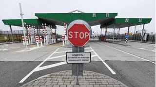 Ba Lan điều 40 ngàn quân đến sát Belarus, bất ngờ đóng cửa biên giới 